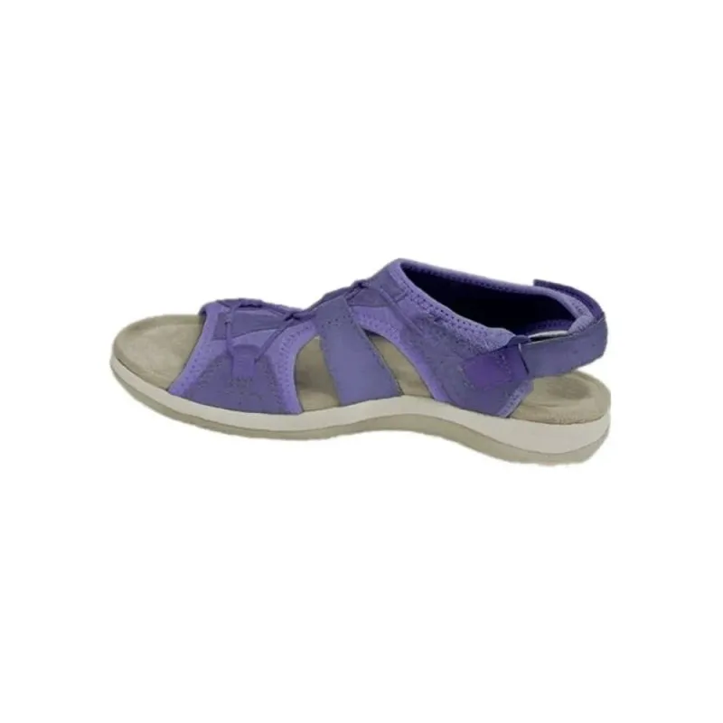 Comfortable low beach sandals - style &amp; support