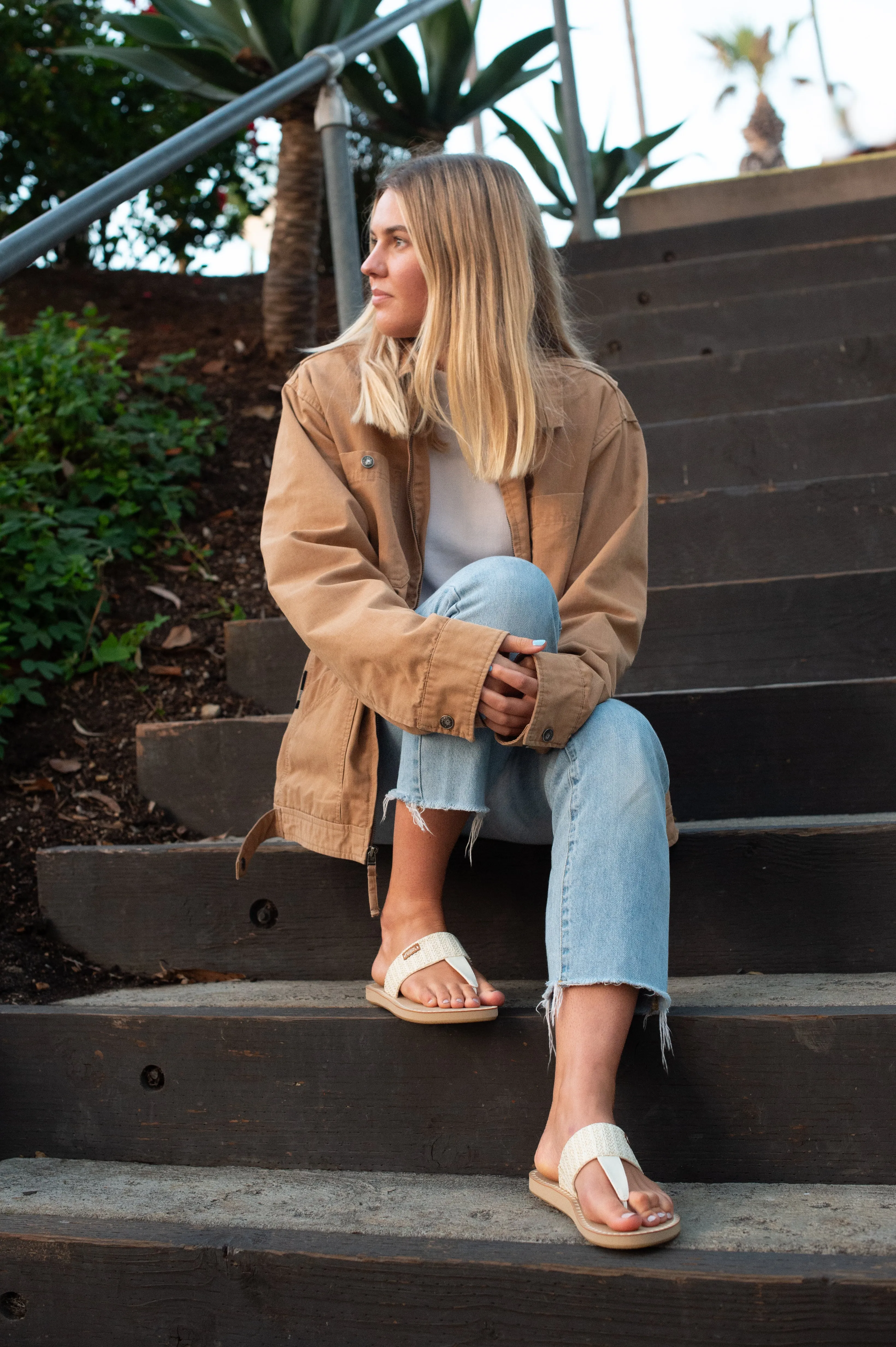 Grace - Women's Hooded Sandal