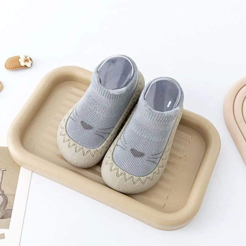 OleOle Cute Cartoon Newborn Toddler First Walker Socks Mesh Shoes for Boys and Girls (0 - 4 yrs)