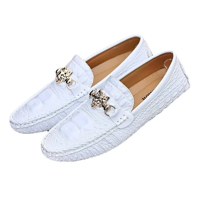 spring new large tiger head buckle white Doudou shoes, fashionable and versatile