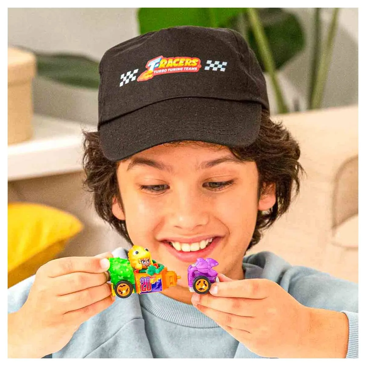 T-Racers Turbo Tuning Teams Mix and Race Colour Rush Series (styles vary)