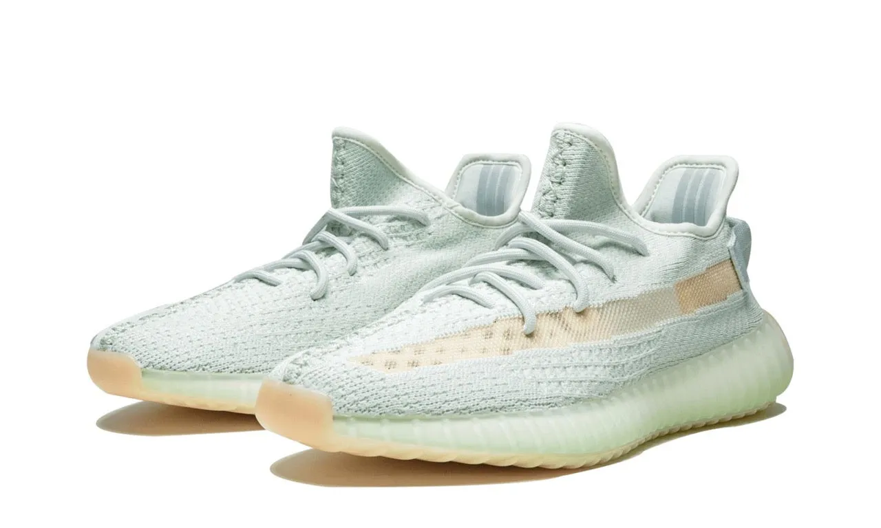 YEEZY 350 HYPERSPACE